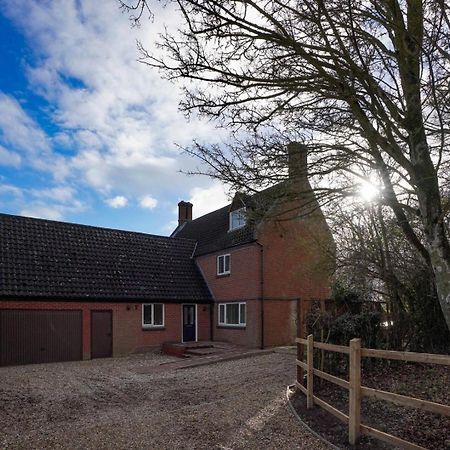 Unique 5Bd Farm House Perfect For Relaxing Ipswich Exteriér fotografie