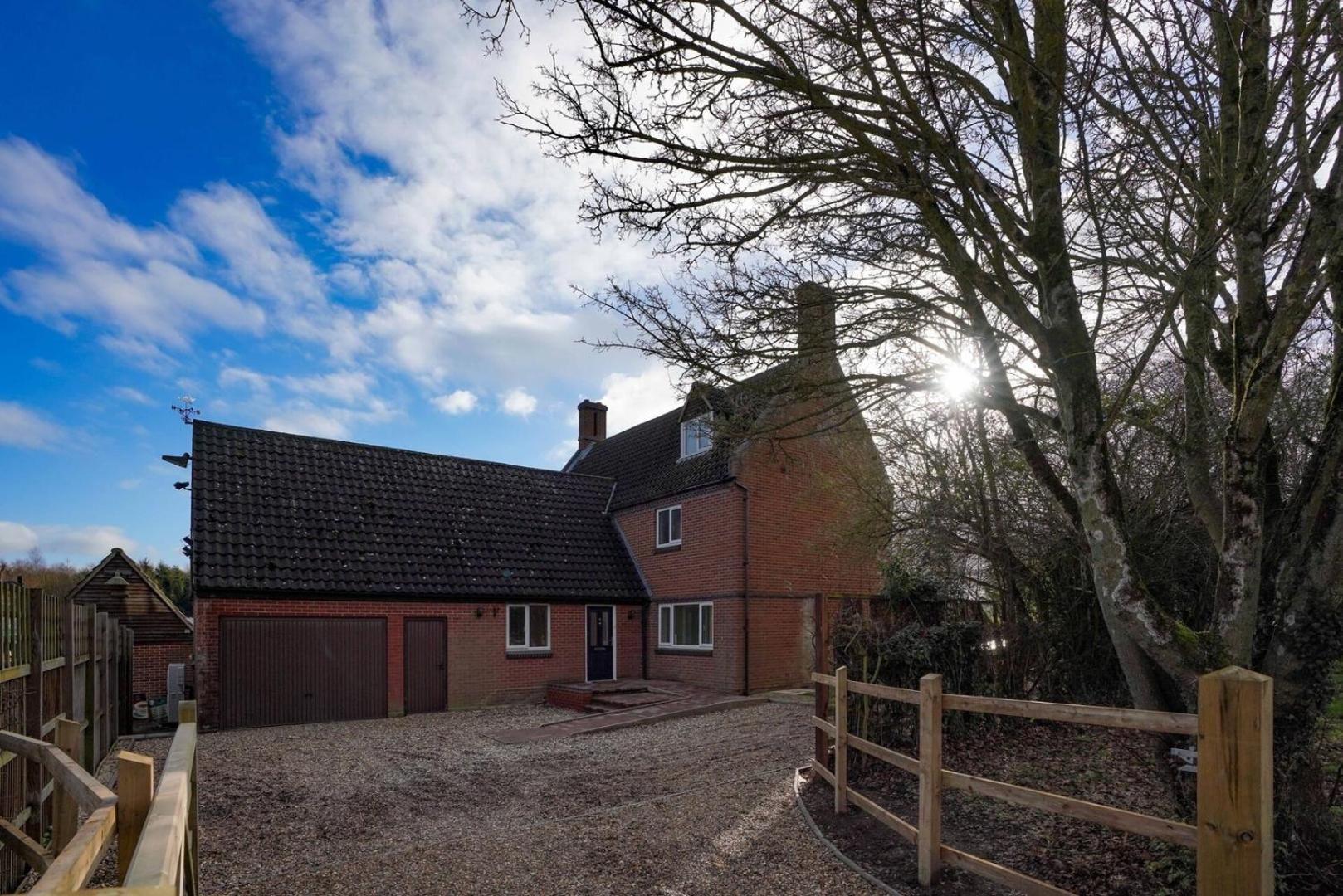 Unique 5Bd Farm House Perfect For Relaxing Ipswich Exteriér fotografie